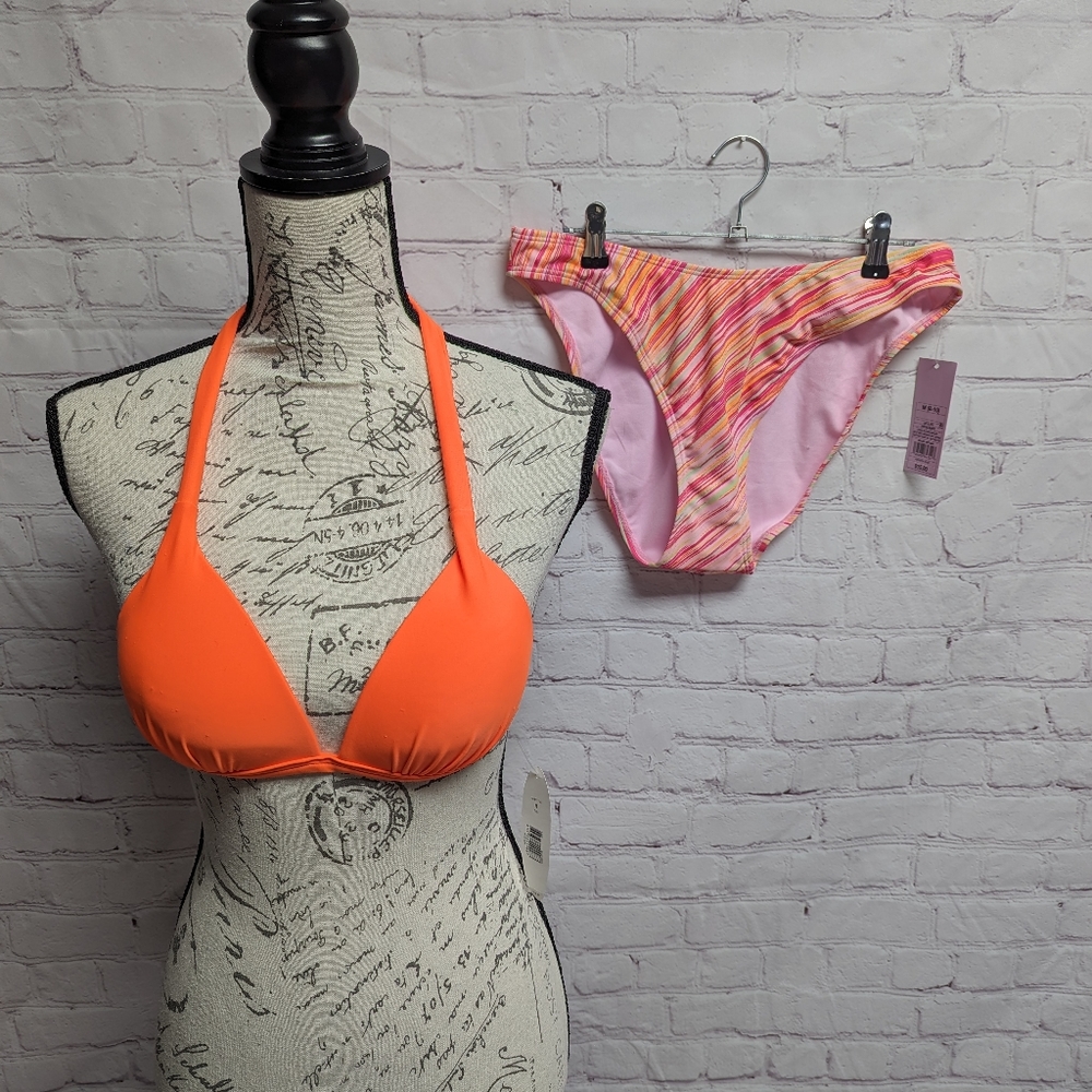 Red camel/ wild Fable two-piece swimsuit. Medium. 042
